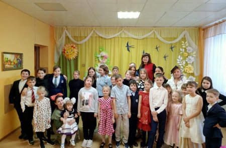 В семейном центре "Ступинский" прошла праздничная программа посвящённая Международному женскому дню "23+8"