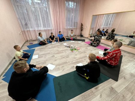 оспитанники центра помощи семье и детям "Ступинский " посетили психологический час в центре здоровья "Арион".